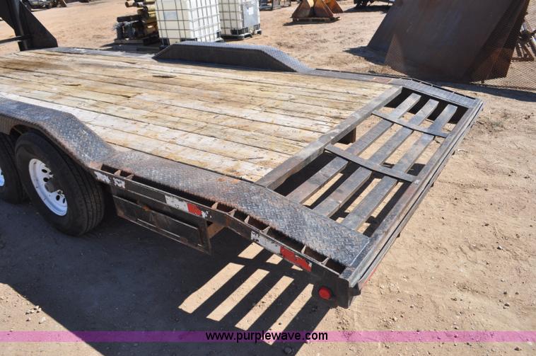 image for item F2385 2002 May GN equipment trailer
