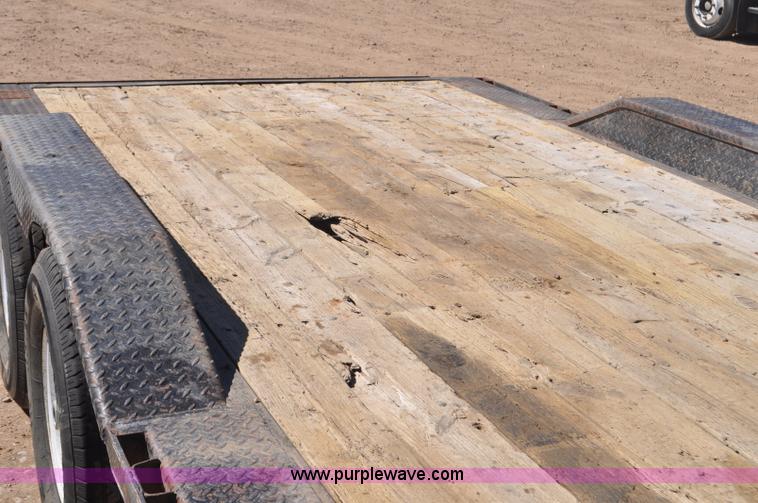 image for item F2385 2002 May GN equipment trailer