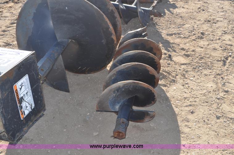 image for item F2394 Lowe 650CLH skid skid steer auger