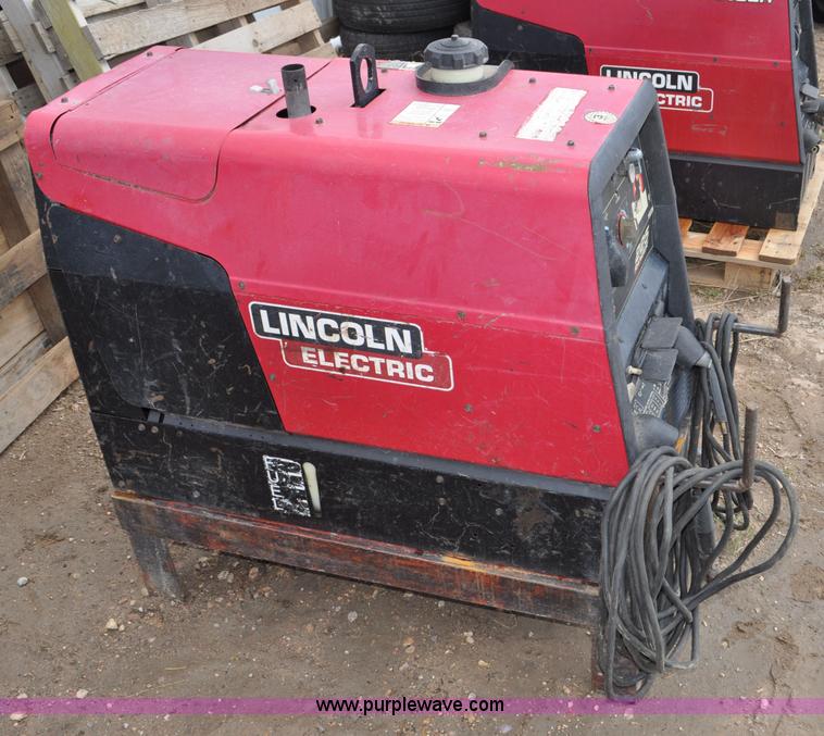 image for item F2399 Lincoln Ranger 225 welder/generator