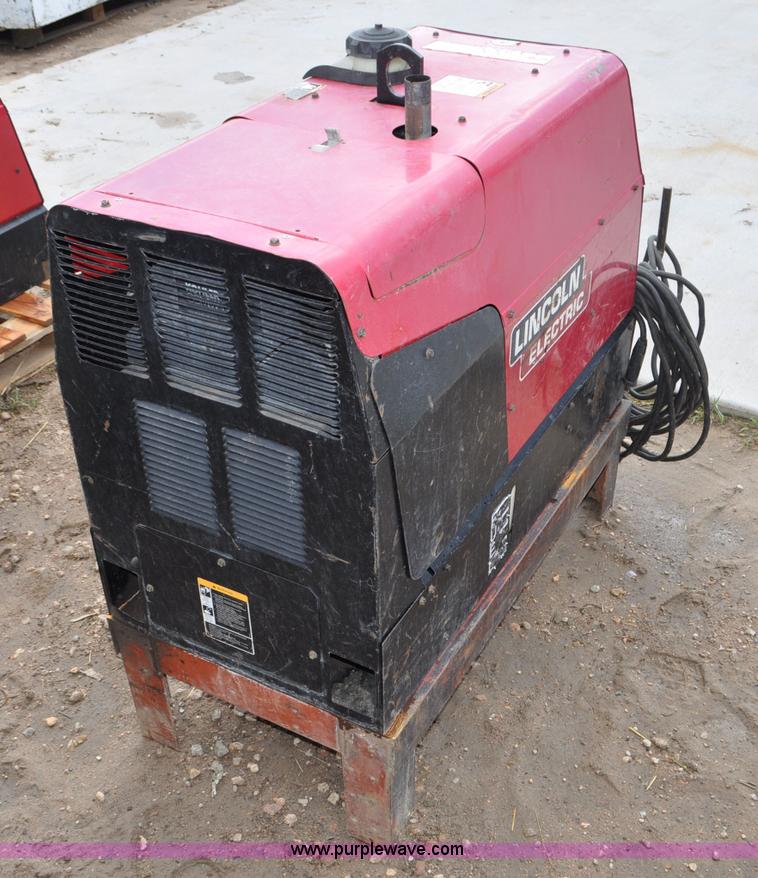 image for item F2399 Lincoln Ranger 225 welder/generator