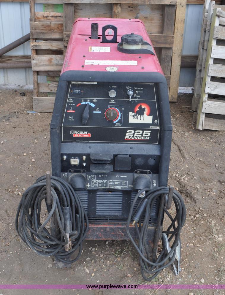 image for item F2399 Lincoln Ranger 225 welder/generator