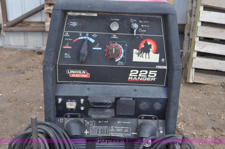 image for item F2399 Lincoln Ranger 225 welder/generator