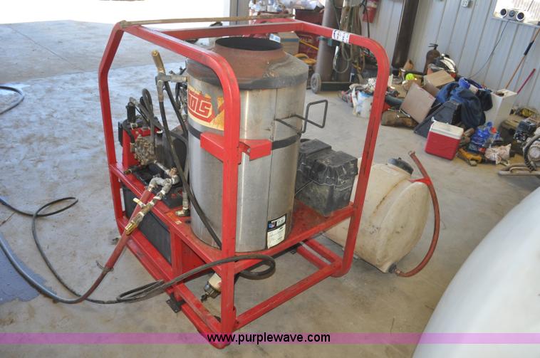 image for item F2405 Hotsy pressure washer