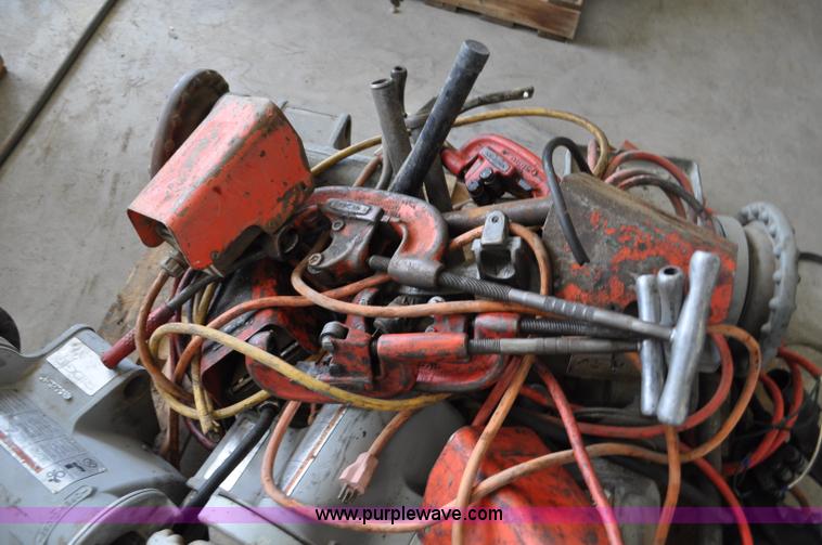 image for item F2442 (5) Rigid 300 power drive head with foot controls