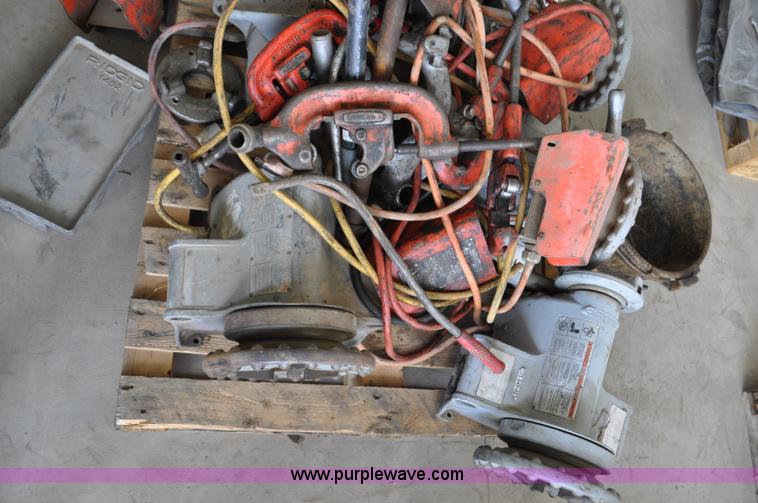 image for item F2442 (5) Rigid 300 power drive head with foot controls