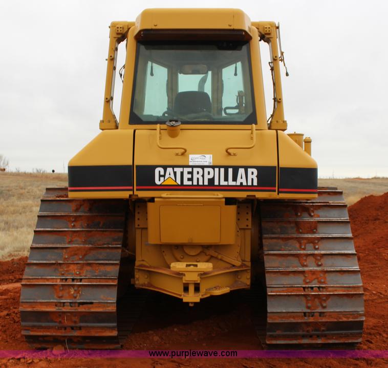 image for item F7563 2005 Caterpillar D6N LGP dozer