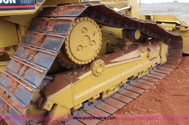 image for item F7563 2005 Caterpillar D6N LGP dozer