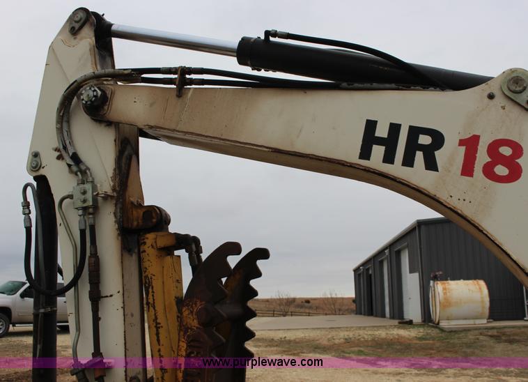 image for item F7568 2005 Terex HR18 compact excavator