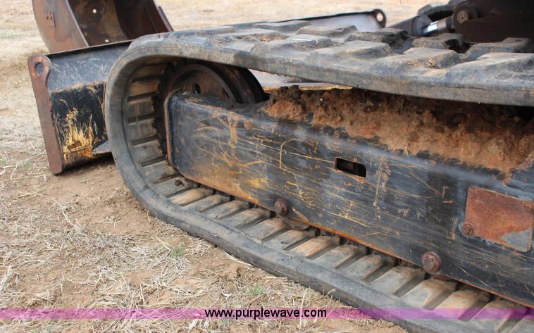 image for item F7568 2005 Terex HR18 compact excavator