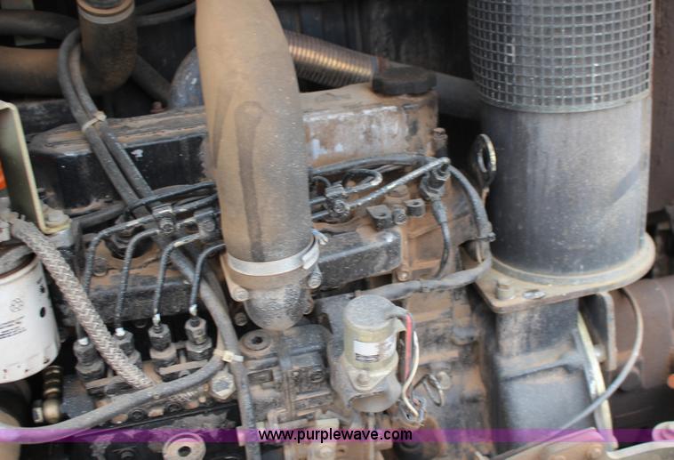 image for item F7568 2005 Terex HR18 compact excavator