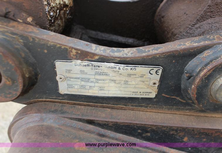 image for item F7568 2005 Terex HR18 compact excavator