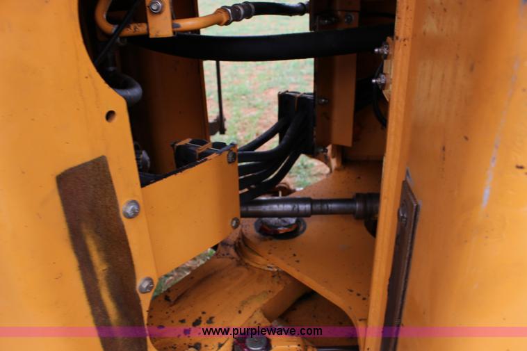 image for item F7569 2001 Case 721C wheel loader