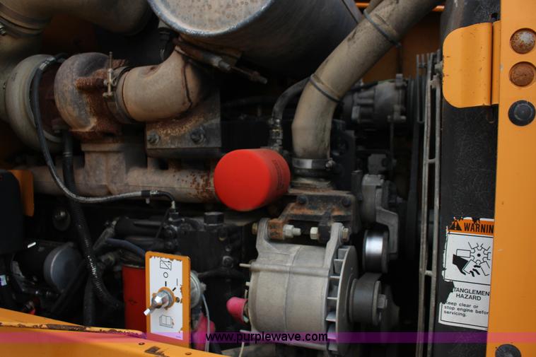 image for item F7569 2001 Case 721C wheel loader