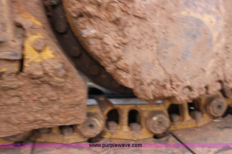 image for item F7625 2006 John Deere 850J dozer