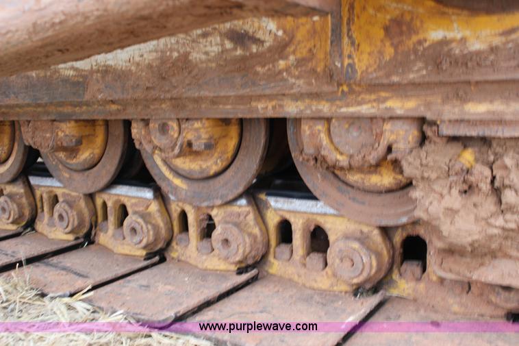 image for item F7625 2006 John Deere 850J dozer