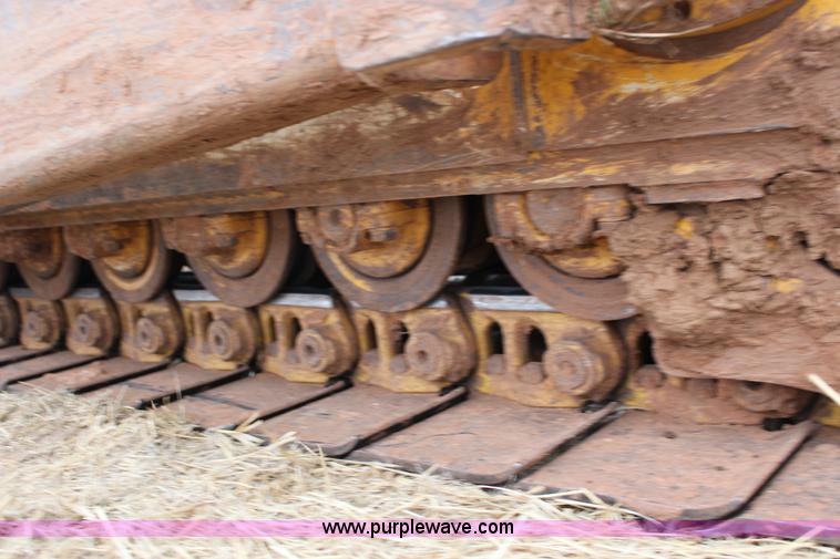 image for item F7625 2006 John Deere 850J dozer