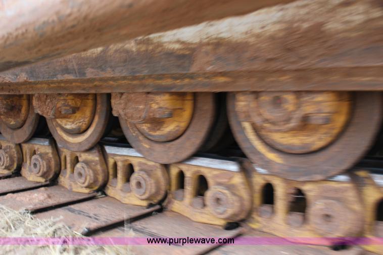 image for item F7625 2006 John Deere 850J dozer