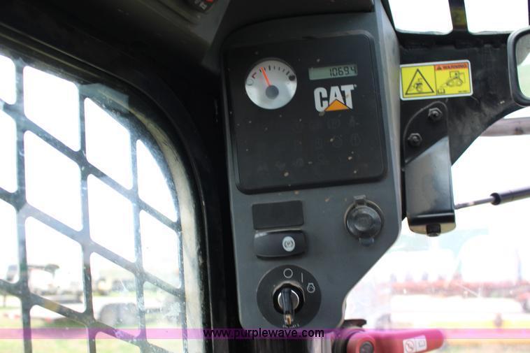 image for item F7642 2012 Caterpillar 289C tracked skid steer