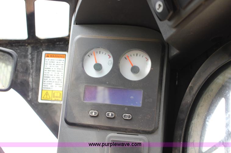 image for item F7642 2012 Caterpillar 289C tracked skid steer