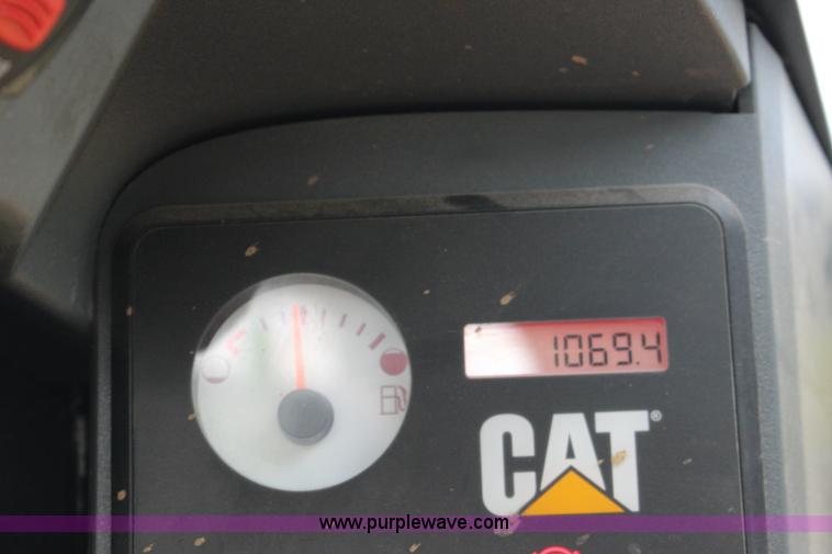 image for item F7642 2012 Caterpillar 289C tracked skid steer