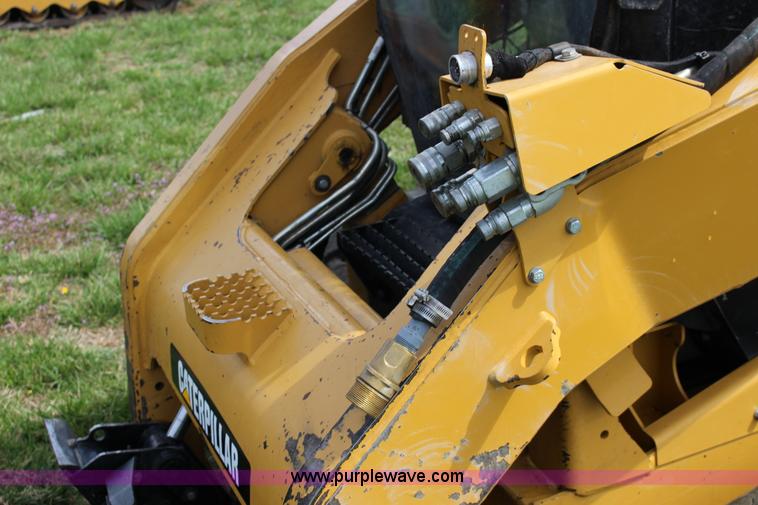 image for item F7642 2012 Caterpillar 289C tracked skid steer