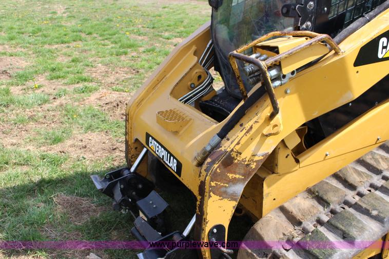 image for item F7644 2012 Caterpillar 289C tracked skid steer