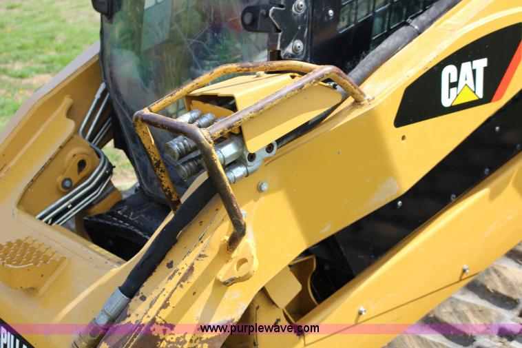 image for item F7644 2012 Caterpillar 289C tracked skid steer