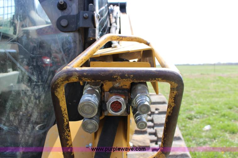 image for item F7644 2012 Caterpillar 289C tracked skid steer