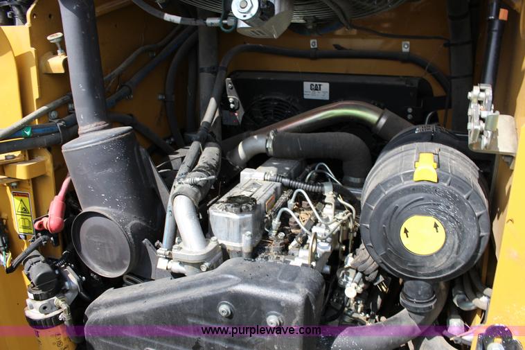 image for item F7644 2012 Caterpillar 289C tracked skid steer