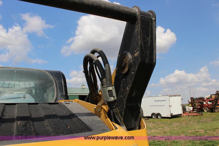 image for item F7644 2012 Caterpillar 289C tracked skid steer