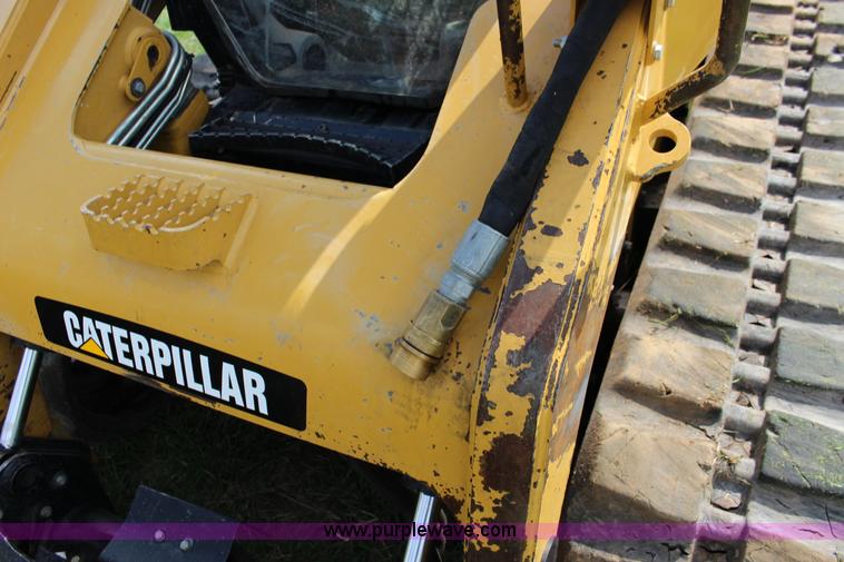 image for item F7644 2012 Caterpillar 289C tracked skid steer