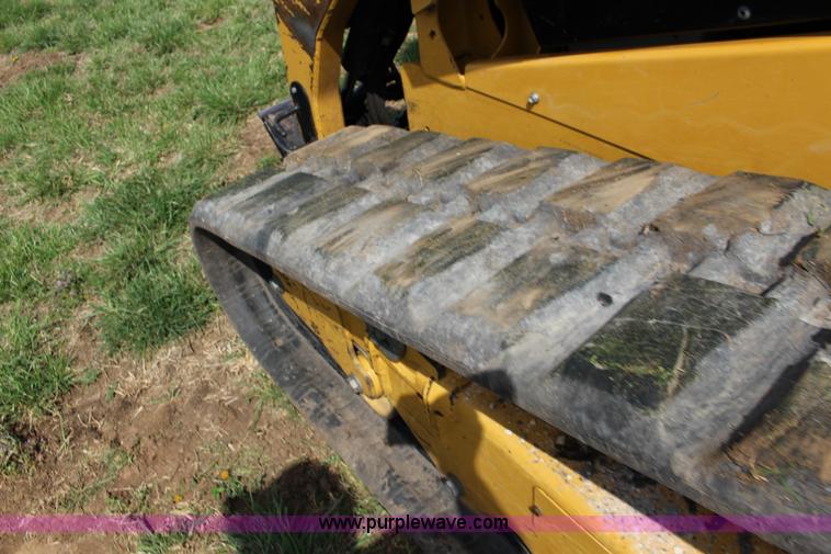 image for item F7644 2012 Caterpillar 289C tracked skid steer