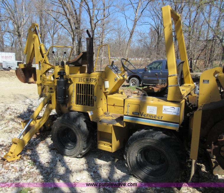 image for item F8443 1997 Vermeer V5750 trencher