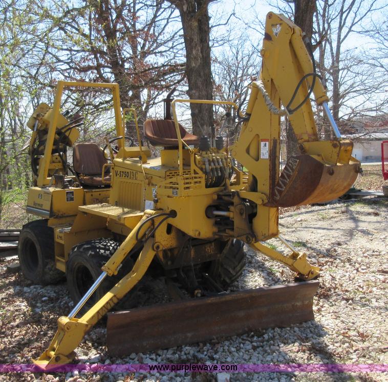 image for item F8443 1997 Vermeer V5750 trencher