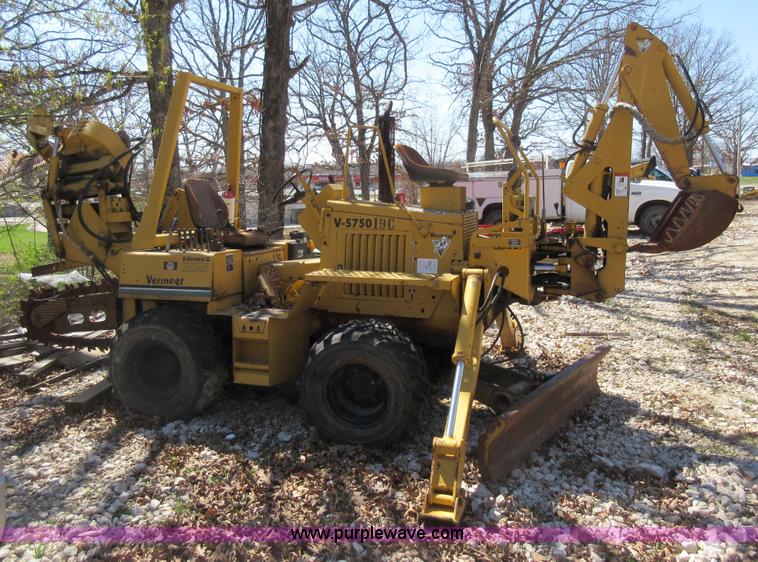 image for item F8443 1997 Vermeer V5750 trencher