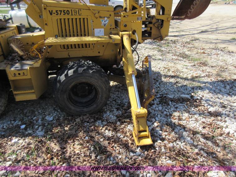 image for item F8443 1997 Vermeer V5750 trencher