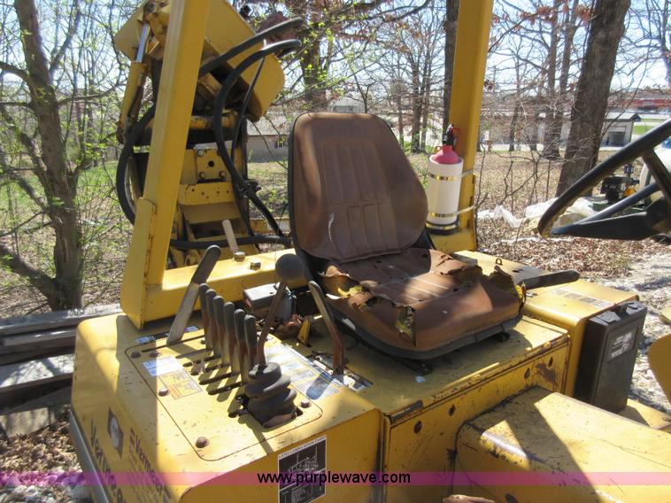 image for item F8443 1997 Vermeer V5750 trencher
