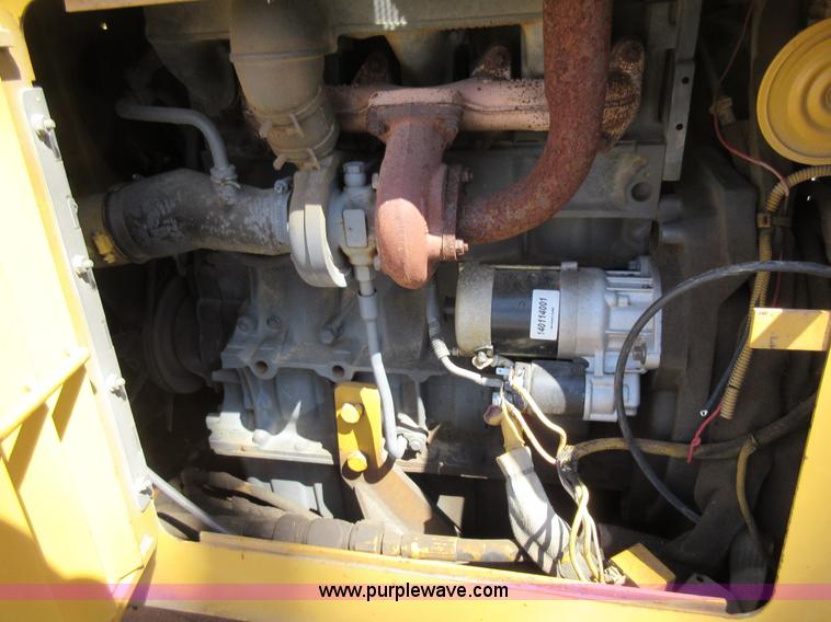 image for item F8443 1997 Vermeer V5750 trencher