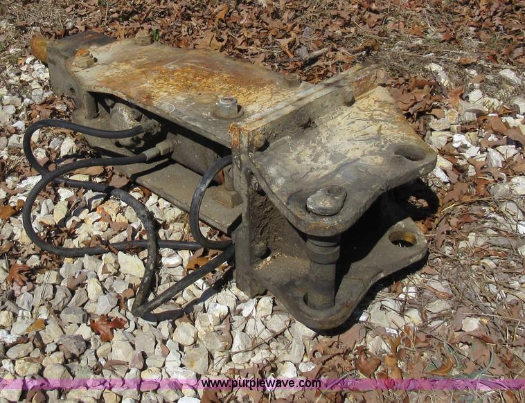 image for item F8446 Hydraulic breaker