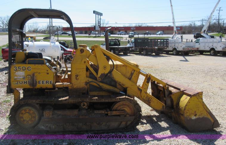 image for item F8452 1979 John Deere 350C track loader