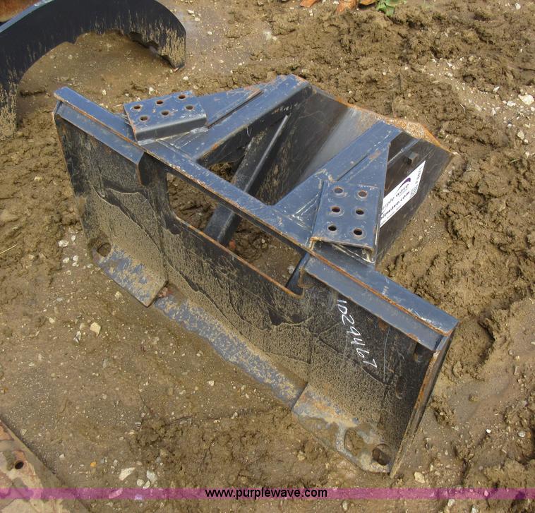 image for item F8471 Bobcat digger skid steer attachment
