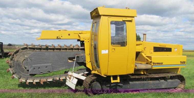 image for item G6510 1987 Vermeer T650 trencher