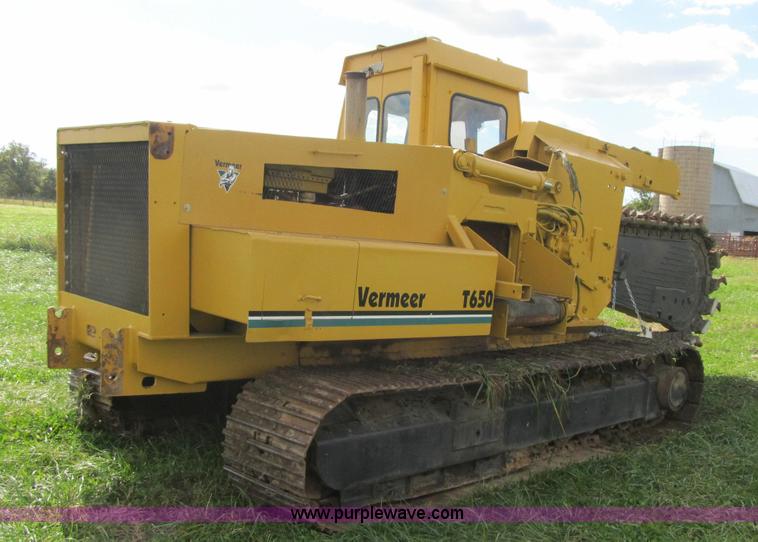image for item G6510 1987 Vermeer T650 trencher