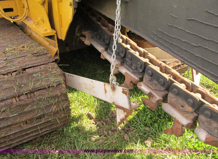 image for item G6510 1987 Vermeer T650 trencher
