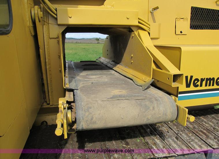 image for item G6510 1987 Vermeer T650 trencher
