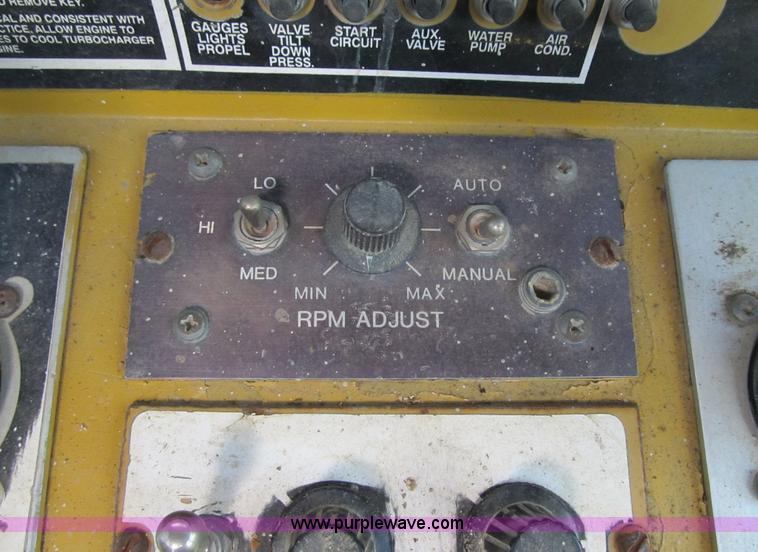 image for item G6510 1987 Vermeer T650 trencher