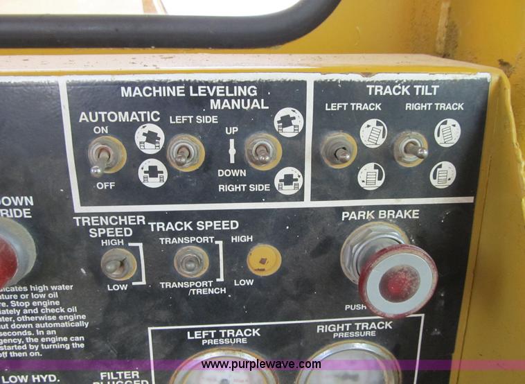 image for item G6510 1987 Vermeer T650 trencher