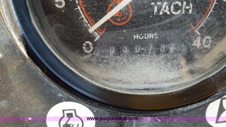 image for item G6510 1987 Vermeer T650 trencher