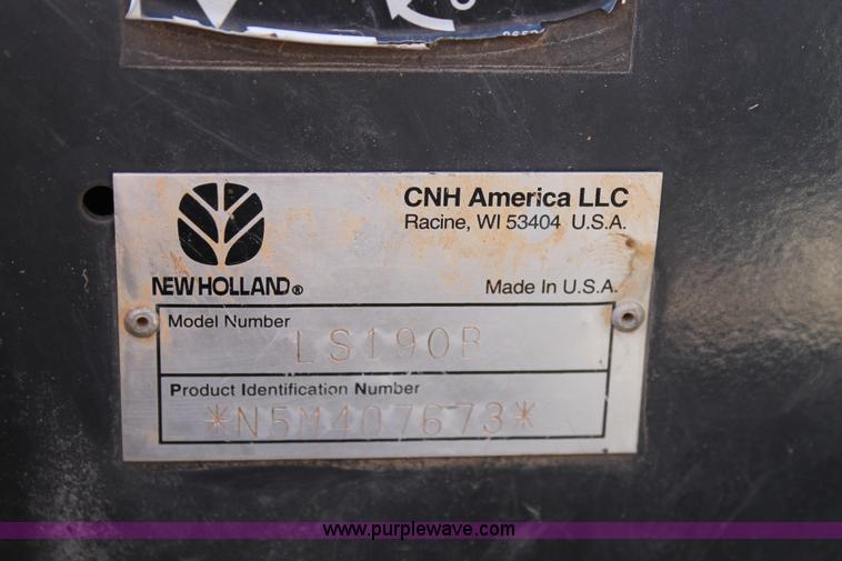 image for item H1547 2005 New Holland LS190 skid steer